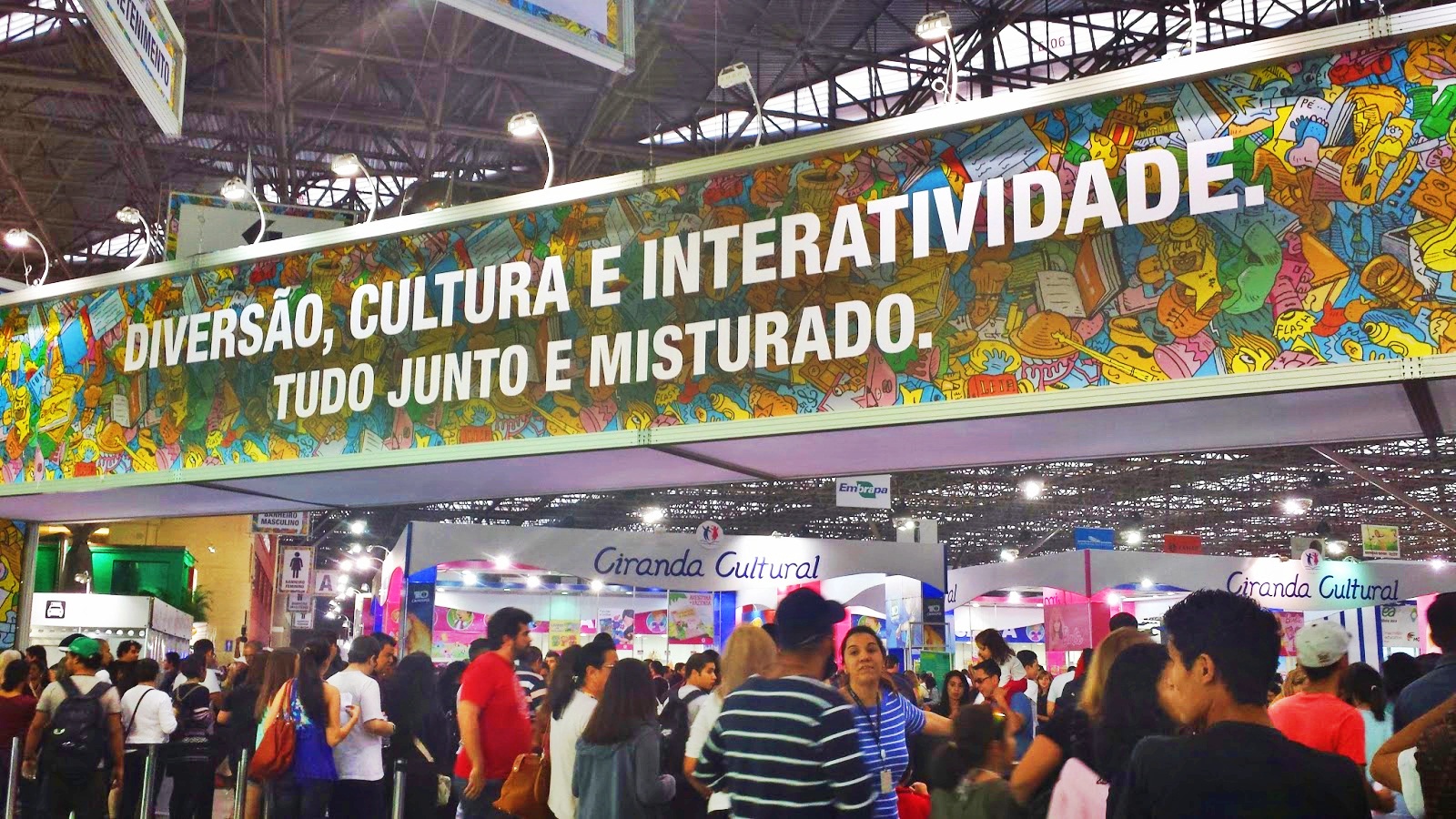 24ª Bienal do Livro em São Paulo teve de youtubers a best-sellers - Portal Jornalismo ESPM
