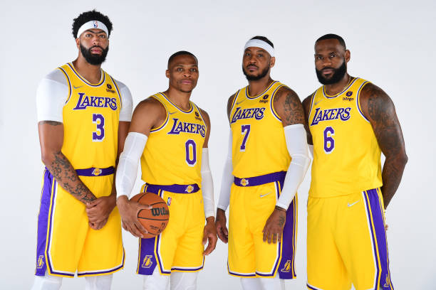 TOP 13: Os melhores jogadores do Lakers após 20 jogos na temporada