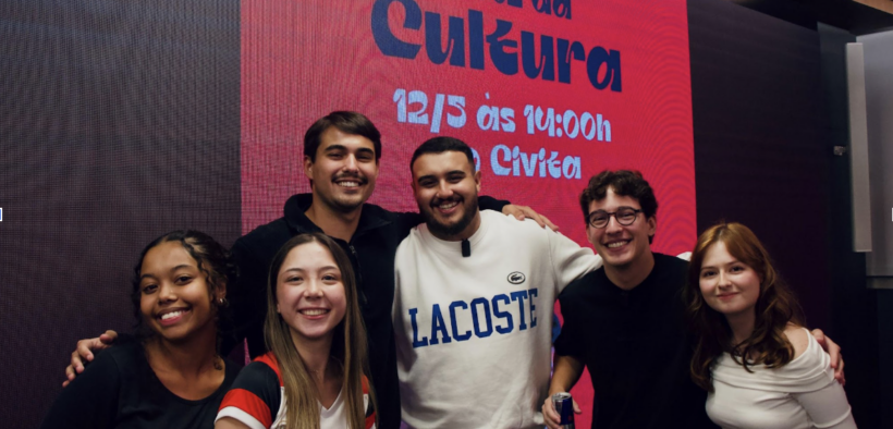 Caroline Cardoso, Júlia Delgado, Leonardo Van Brussel, André Rivello, Guilherme Maturana e Beatriz Rigoli em palestra da “Semana da comunicação”, organizada pela ESPM Social. Foto: Jussara Lima
